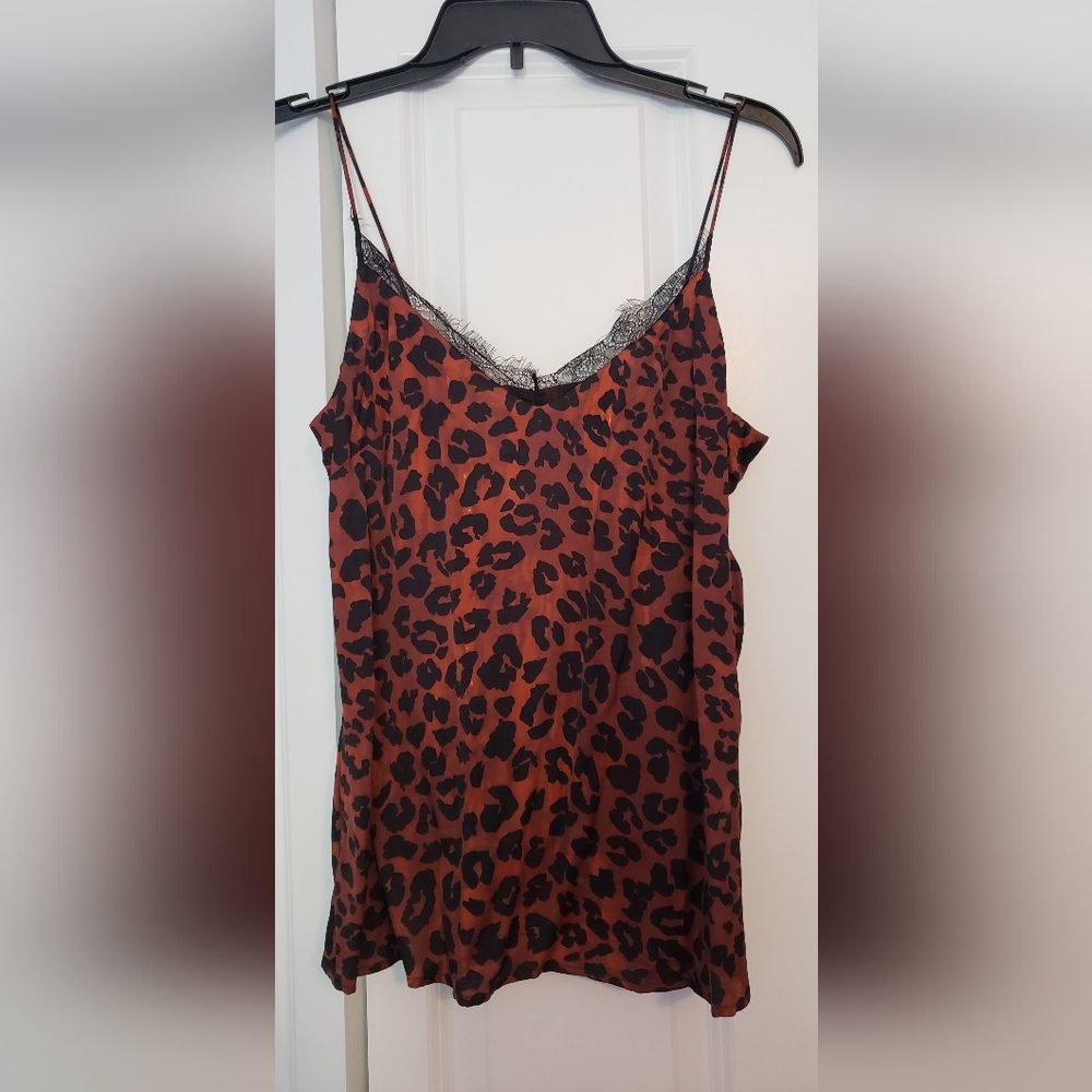 animal print  lace top